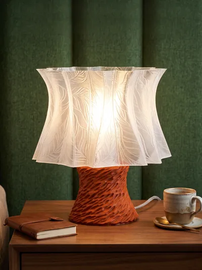 Dekoratif Masa Lambası 25 cm Yaprak Desenli Abajur