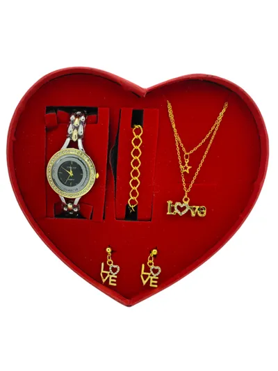 Kadın Taşlı Saat Takım | Love Yazılı Kolye Küpe Bileklik Kalp Kutulu